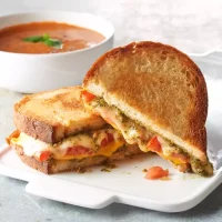 PESTO GRILLED CHEESE