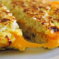 CAULIFLOWER GRILLED CHEESE