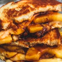 HAWAIIN GRILLED CHEESE