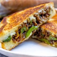 PHILLY CHEESESTEAK GRILLED CHEESE