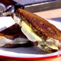 FONTINA AND MOZZARELLA GRILLED CHEESE