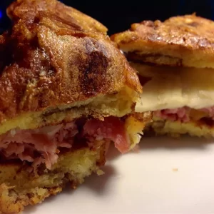 Apple Cinnamon Bun Grilled Cheese
