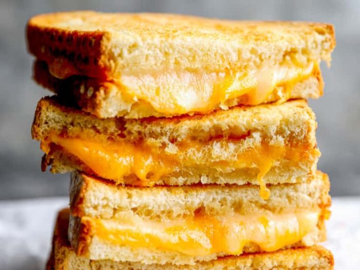 AIR FRYER GRILLED CHEESE