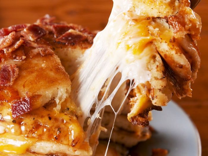GRILLED CHEESE PANCAKE