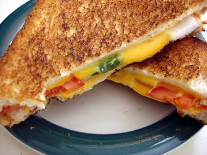 SPICY GRILLED CHEESE