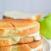 FRIED GREEN TOMATO GRILLED CHEESE