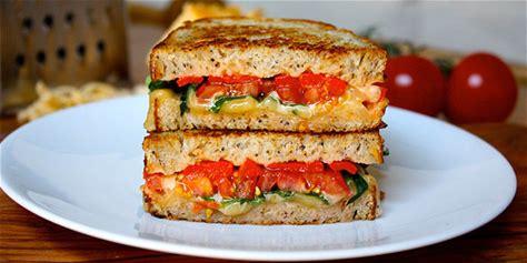 Smoked Gouda and Roasted Red Pepper Grilled Cheese