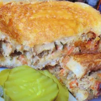 MEATLOAF GRILLED CHEESE