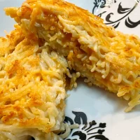 RAMEN GRILLED CHEESE