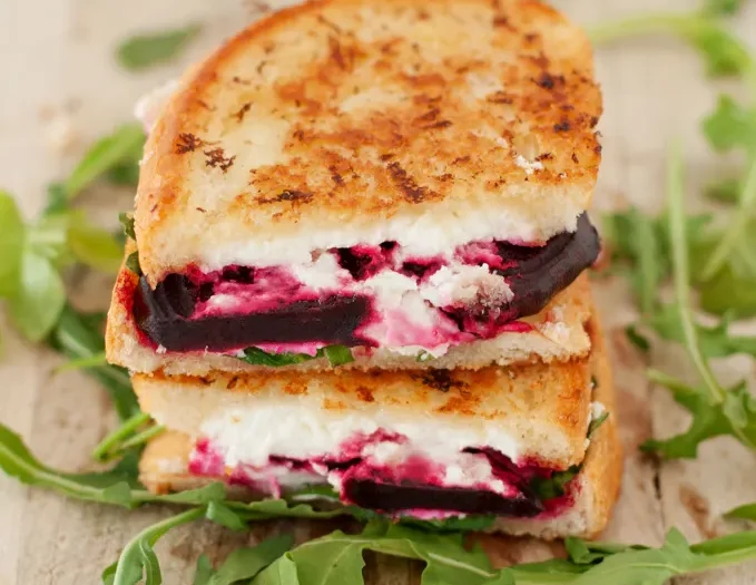 BEET, ARUGULA & GOAT CHEESE GRILLED CHEESE