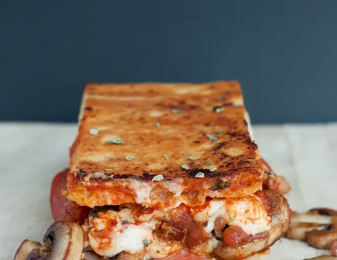 CANADIAN BACON PIZZA GRILLED CHEESE